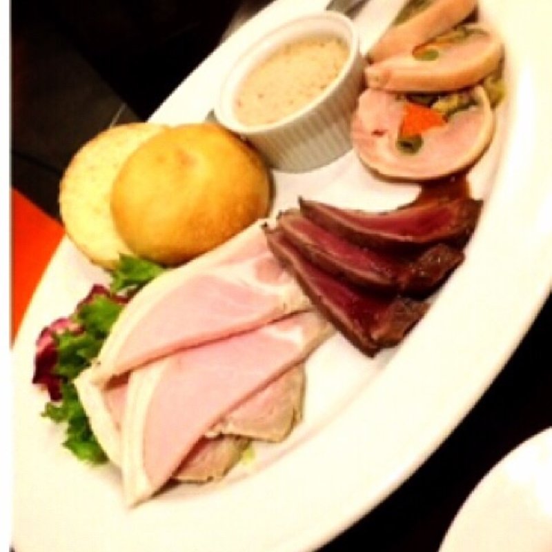 冷製お肉の盛り合わせ(ラポルタ)