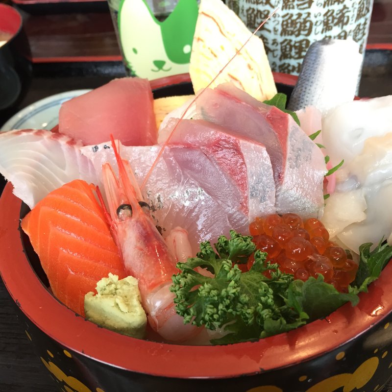 海鮮ちらし(名代亭)