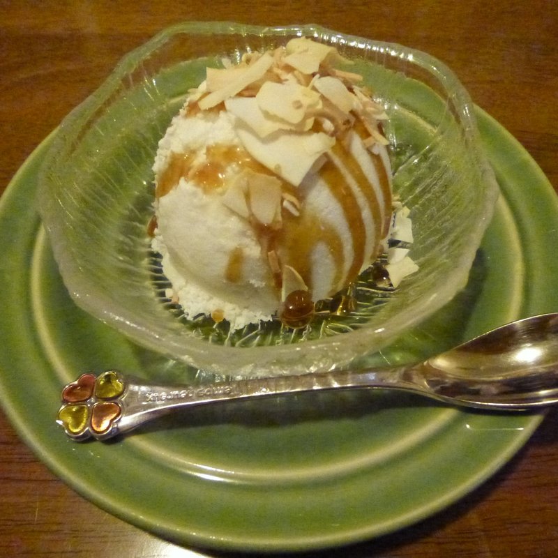 ココナッツアイス(サワディー)