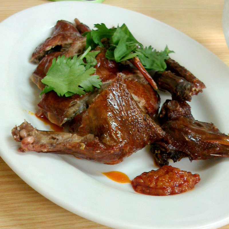 鳩の香菜焼き(上海小吃)