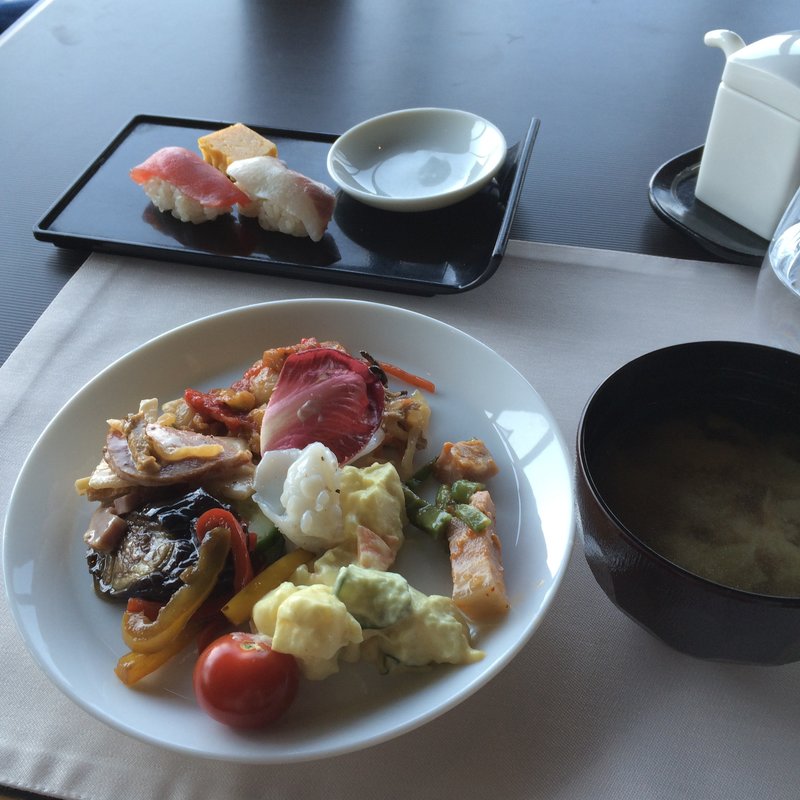 ランチビュッフェ(VIEW & DINING THE SKY)