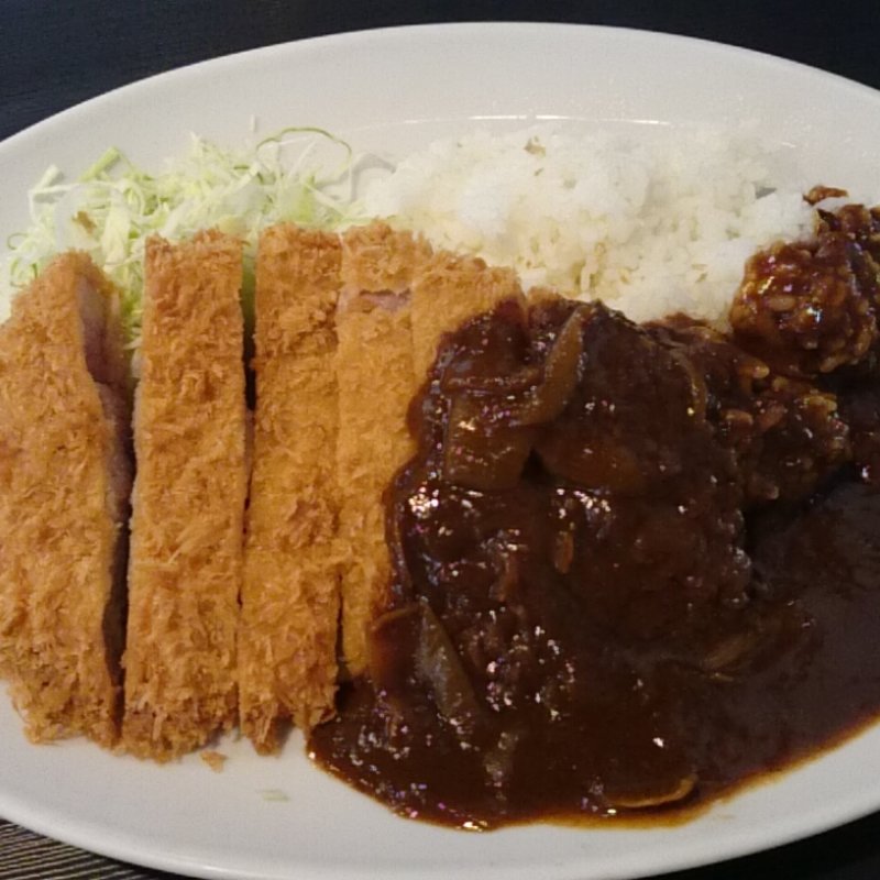 特薦ジャンボかつカレー(キッチン ニューほしの)