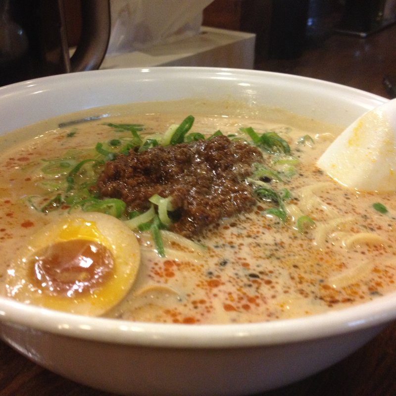 坦々麺　（味玉トッピングつき）(花さんしょう 日高店)