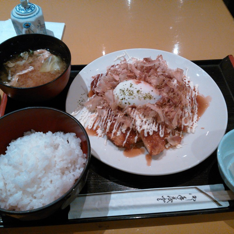 チキンかつ定食(the kitchen 晴 （ざ きっちん はれ）)