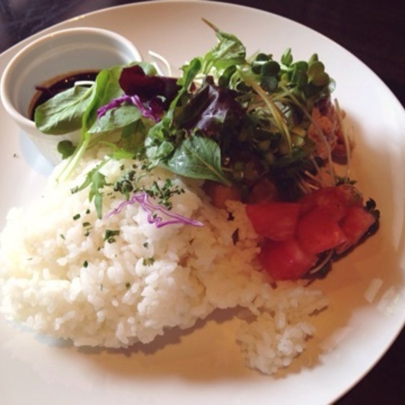 蒸し鶏のアジア風ワンプレート(Hula)