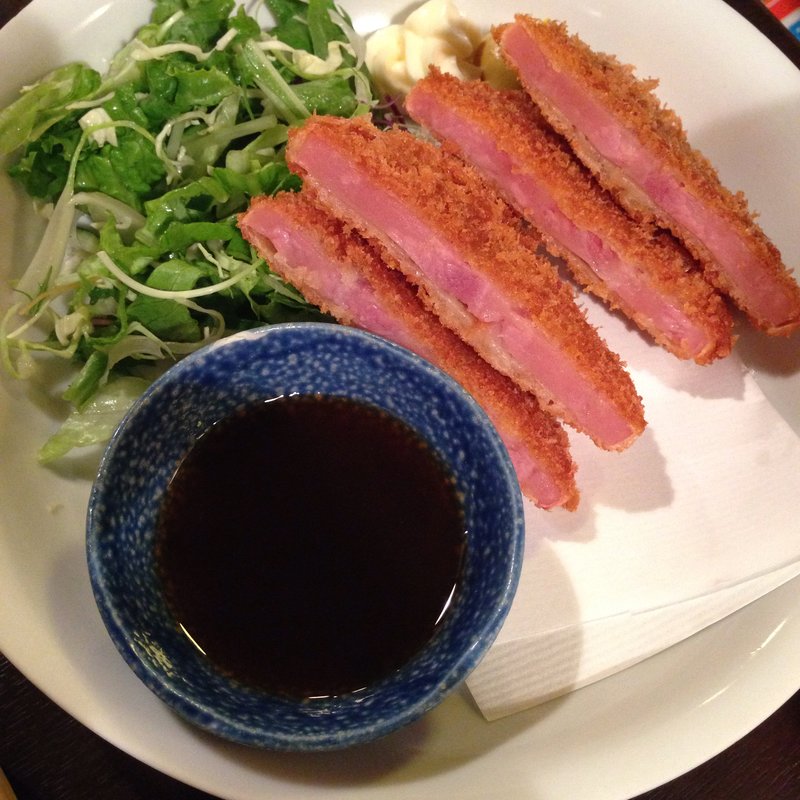 揚げたてハムカツ(一献 朝霞台店)