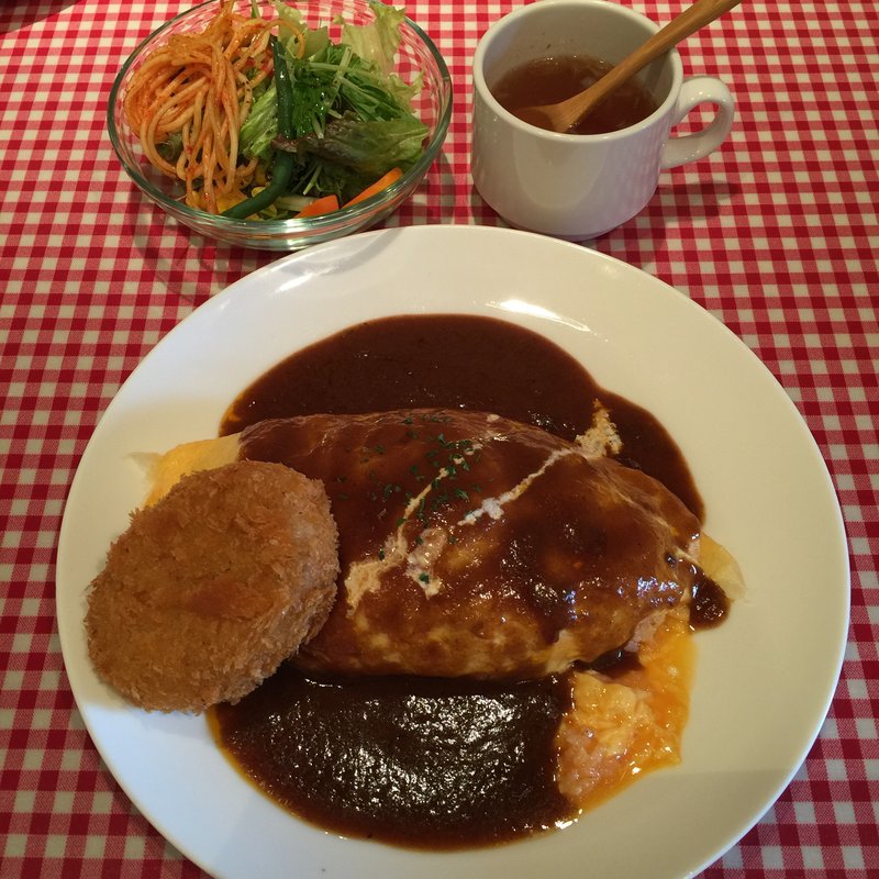 くれよんランチ(kitchen はんおむ)