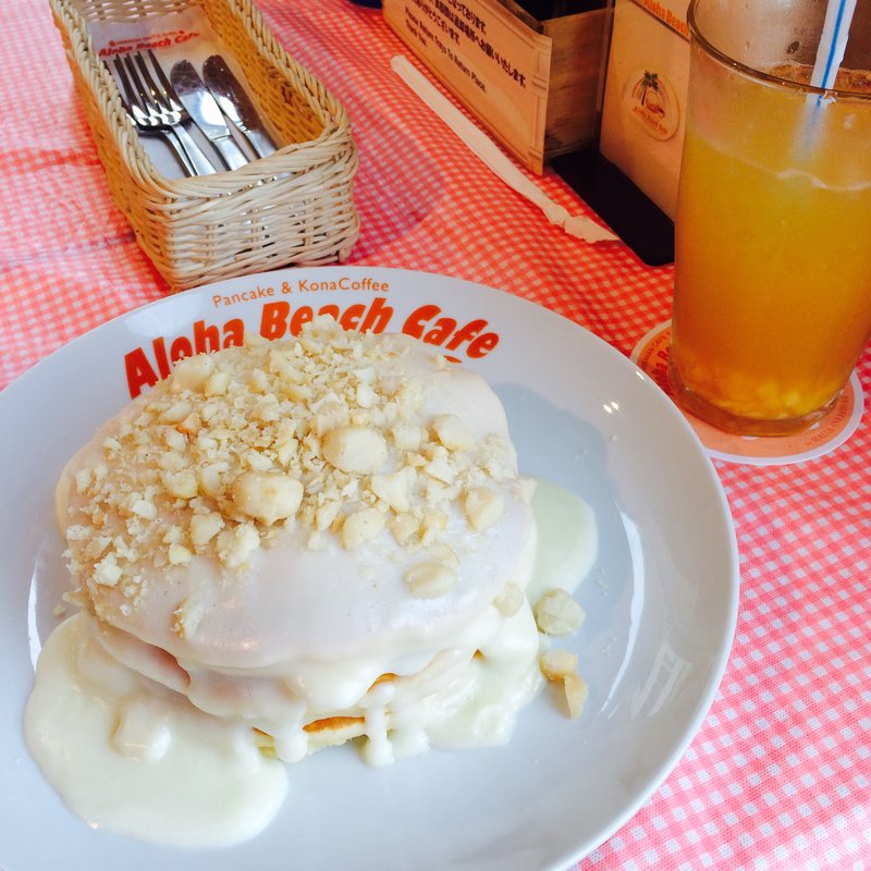 マカダミアナッツソースパンケーキ(ハワイアンカフェ Moke's Hawaii Enoshima)