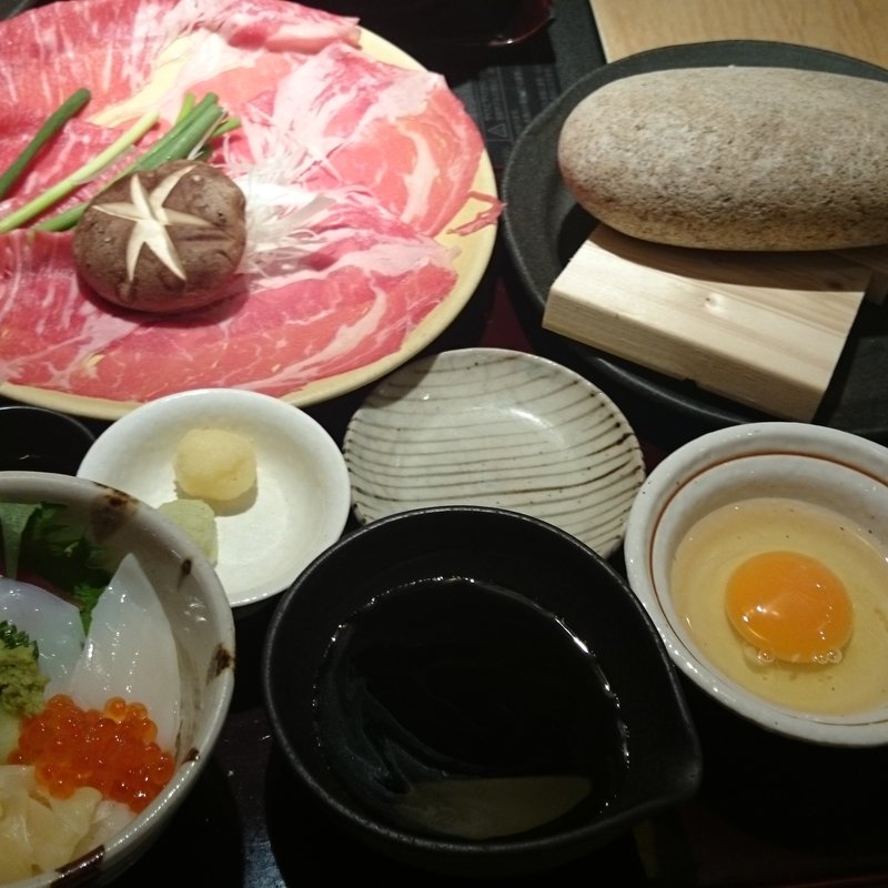 たまり石焼しゃぶと海鮮丼(しゃぶとかに 源氏総本店 南越谷店)