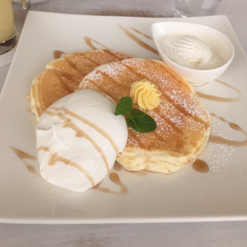 プレーンパンケーキ(Cafe de Voila)