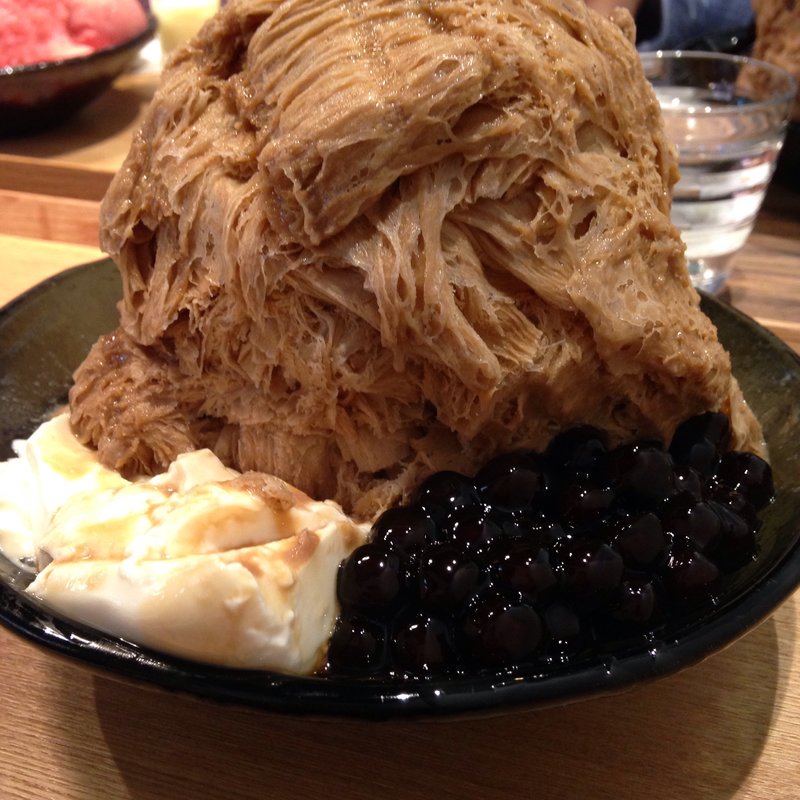 タピオカミルクティーカキ氷(ICE MONSTER OMOTESANDO （アイスモンスター）)