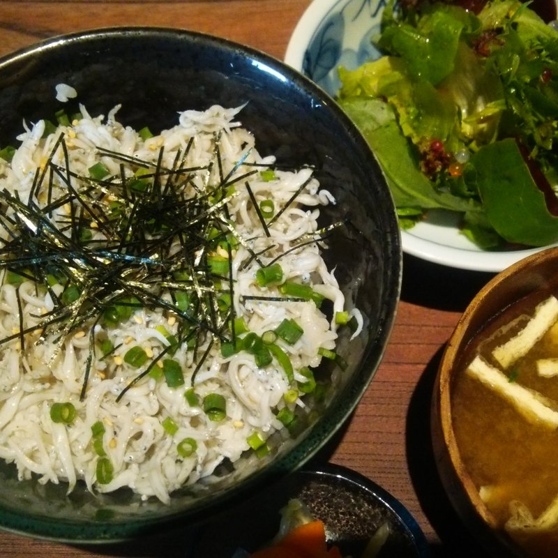 釜揚げしらす丼(海月)