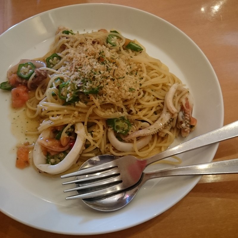 いかとトマトのアンチョビパスタ(DEPART BR 参宮店 （デパールビ・アール）)