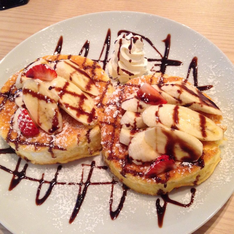 チョコレートバナナパンケーキ(cafe a。u。n)