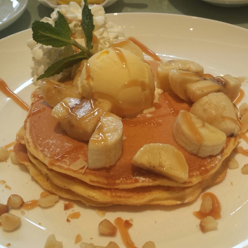 キャラメルバナナパンケーキ(TO THE HERBS アトレ目黒)