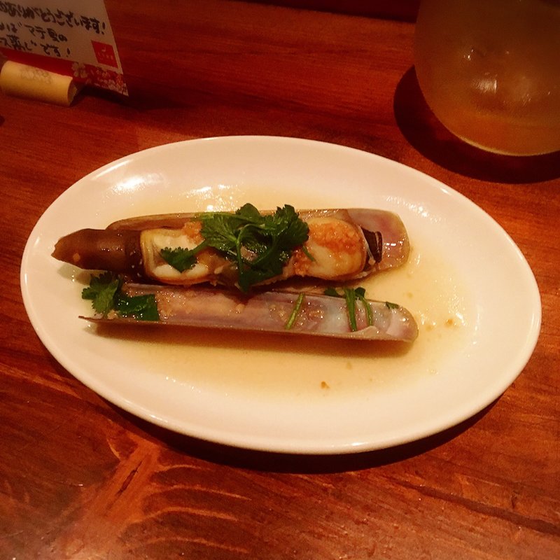 マテ貝のにんにくソース蒸し(天天厨房)