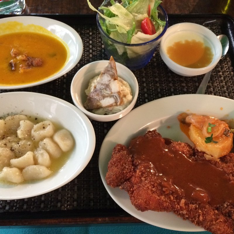 ミラノ風カツレツランチ(Santa Lucia)