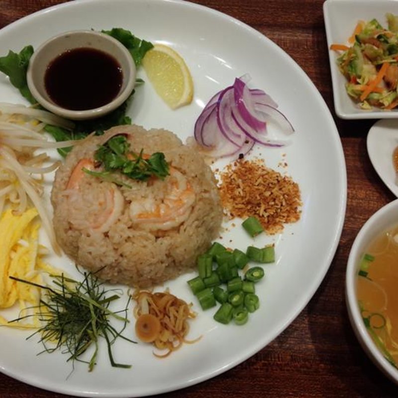 ハーブとベジタブルのお米のサラダ「カオヤム」　セット(ペンシーズ　キッチン アトレ四谷店  （Pensri's Kitchen）)