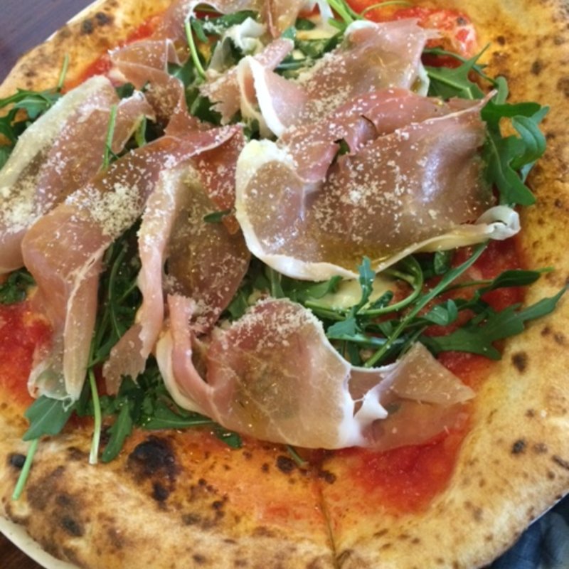 水牛マルゲリータ　プロシュート　エ　ルッコラ(アレグロ 芦屋店)