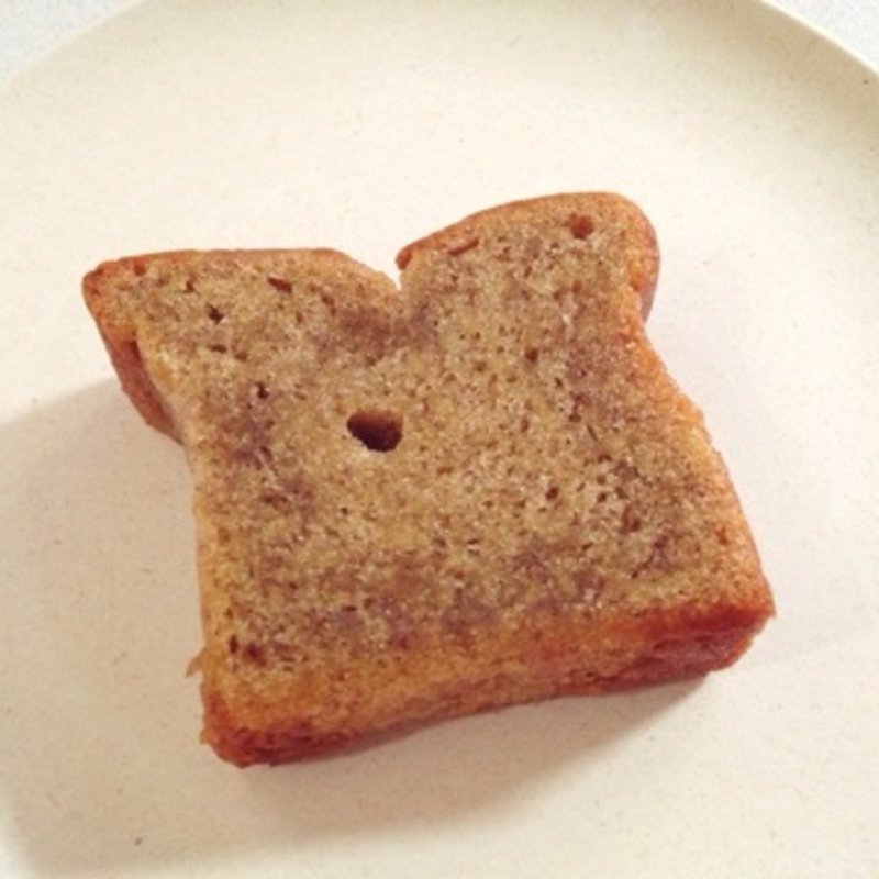 雑穀のしっとりマクロビケーキ(PARTS-C CAFE)