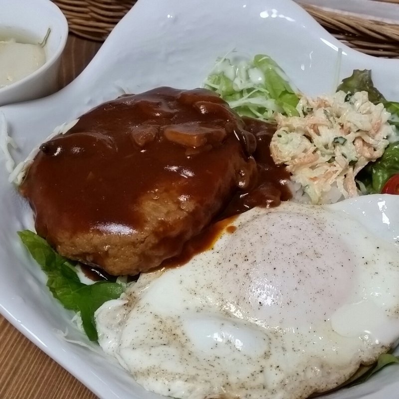 ロコモコランチ(ONBO CAFE 385)