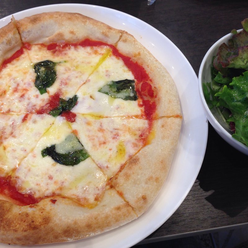 ピザランチ(PASTA＆PIZZA ROSSO FILO)