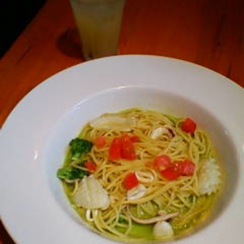 いか・イカ・烏賊のジェノヴェーゼクリーム(CAMEL DINING)