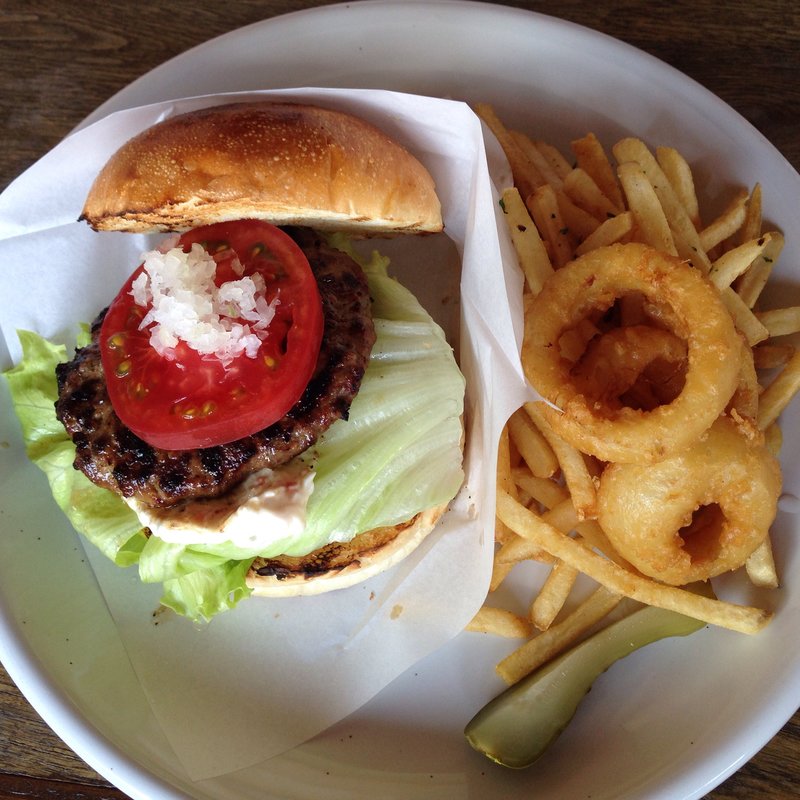 ハンバーガープレート(GRILL & DINER　FAM’s HOUSE )