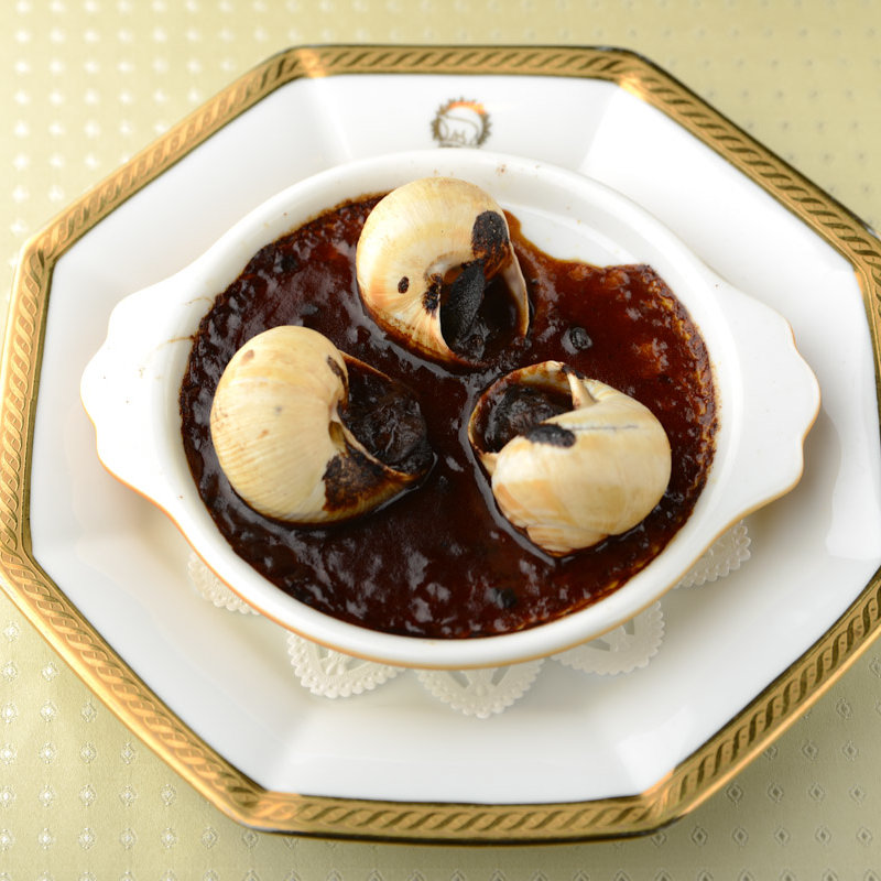 エスカルゴの小豆和え(レストラン アラスカ 吾妻橋店 浅草)