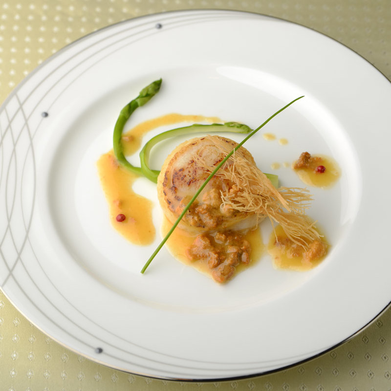 白身のグリル　生うに(レストラン アラスカ 吾妻橋店 浅草)