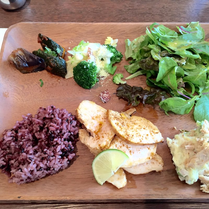 本日のお肉と4種のデリ(GLOU GLOU REEFUR)