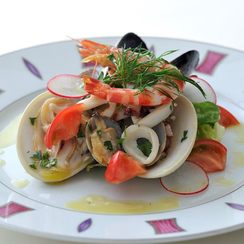 鮮魚のポワレ(青山エリュシオンハウス)