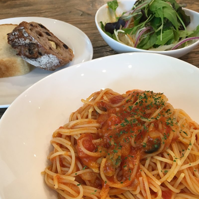 ペスカトーレパスタランチセット（サラダプチパン（2種）ドリンク(三橋の森 カフェ・ボスケ)