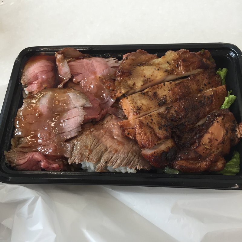 ビーフ&チキンオーバーライス(グリルトウキョウ （GRILL TOKYO）)