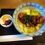 ステーキ丼(レストランカミーノ)