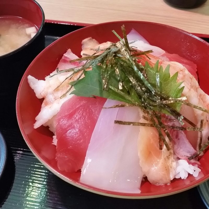 海鮮丼(街のみなと食堂)