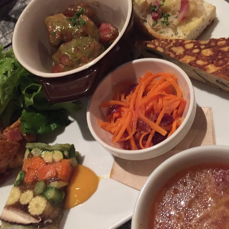 春のかねよ特製プレート (かねよ食堂 カフェ アートスタジオ)