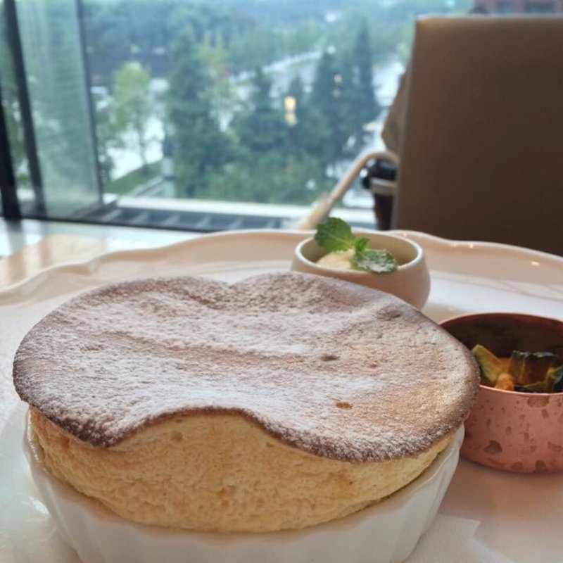 ヴァニラスフレ(アフタヌーンティー・ティールーム 丸の内新丸ビル)