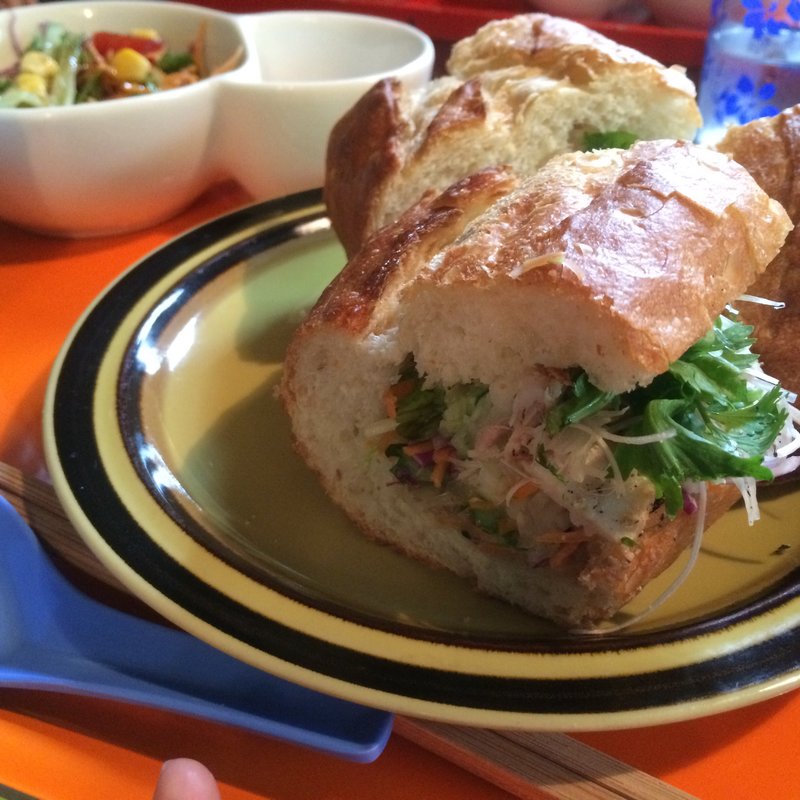 バインミー (サラダセット)(ミタケオアシン)