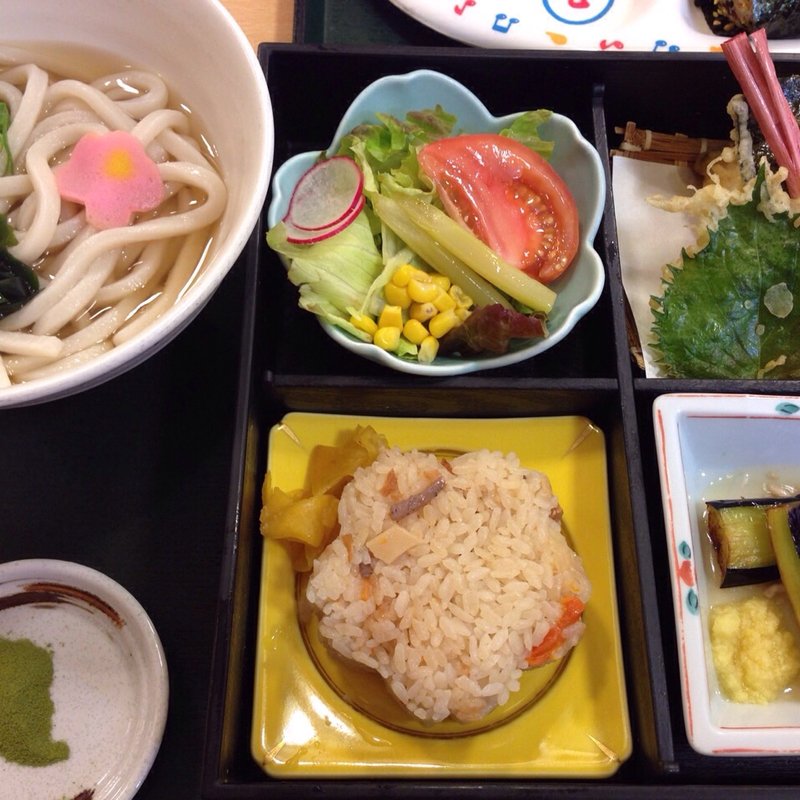 松花堂（舞）(たもん庵)