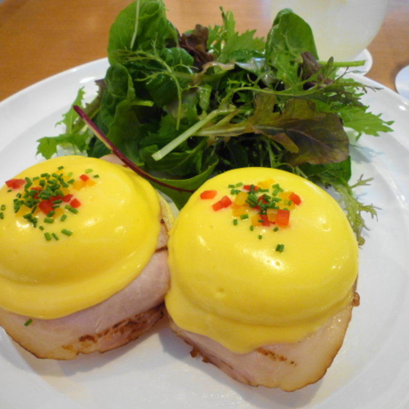 クラシックエッグベネディクト(サラベス代官山店)