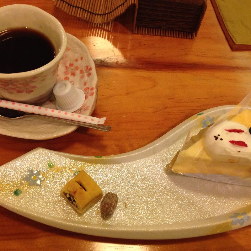 まったりセット ホットコーヒーとチーズケーキ(てん家)