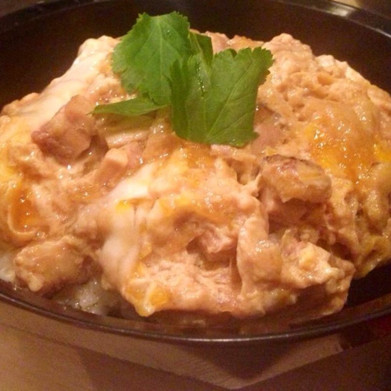 究極の親子丼（御吸物、御新香付）(地鶏割烹 河松)