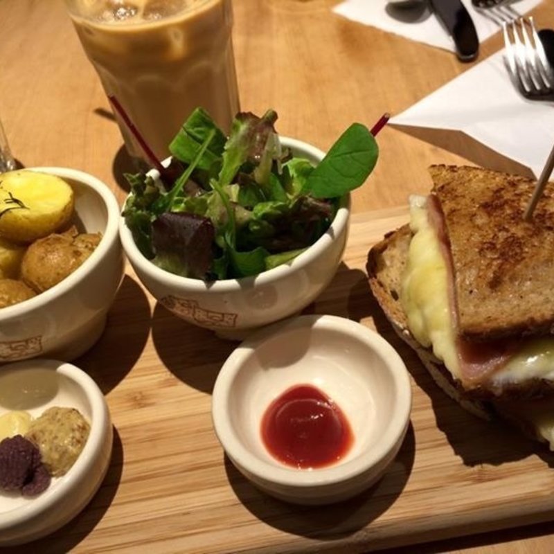 クロックムッシュ(ル パン コティディアン 日比谷店 （Le pain Quotidien）)