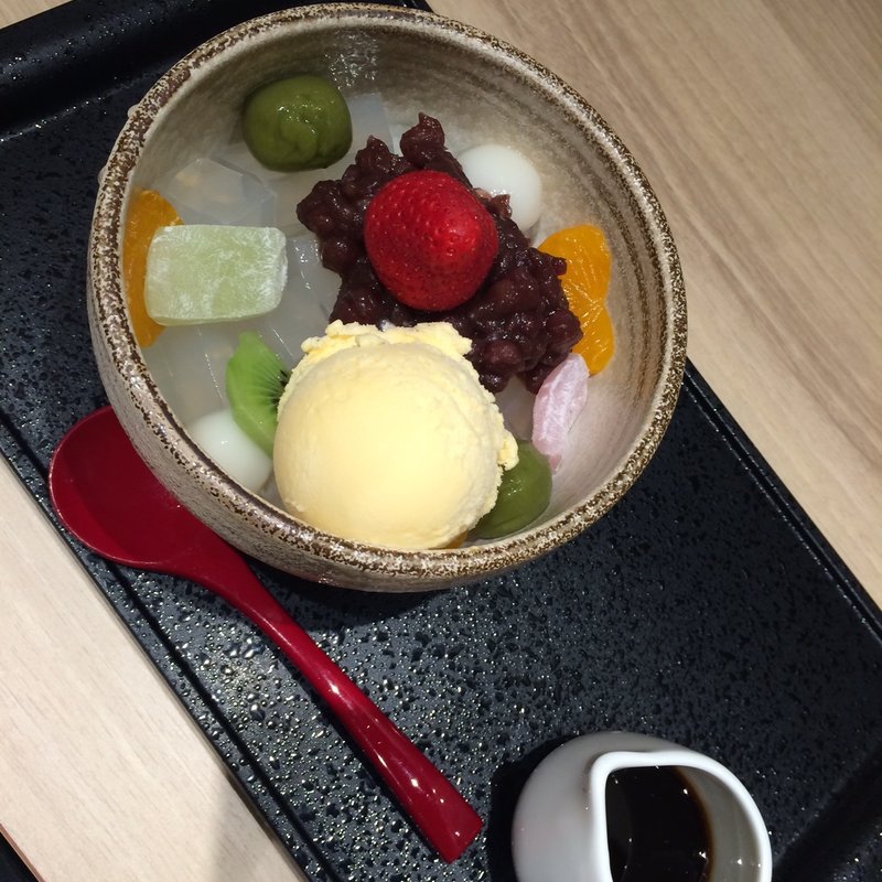 クリームあんみつ(かんみこより NU茶屋町プラス店 )