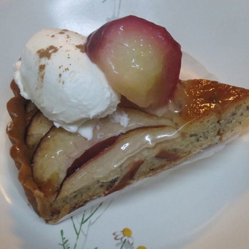 リンゴのタルト(カフェ ド ガモヨン （café de GAMOYON）)