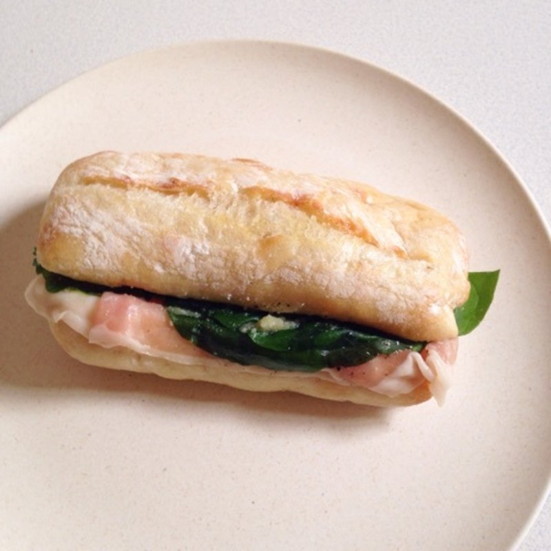 リュスティックサンド 生ハム&ルッコラ(ラシーヌ)