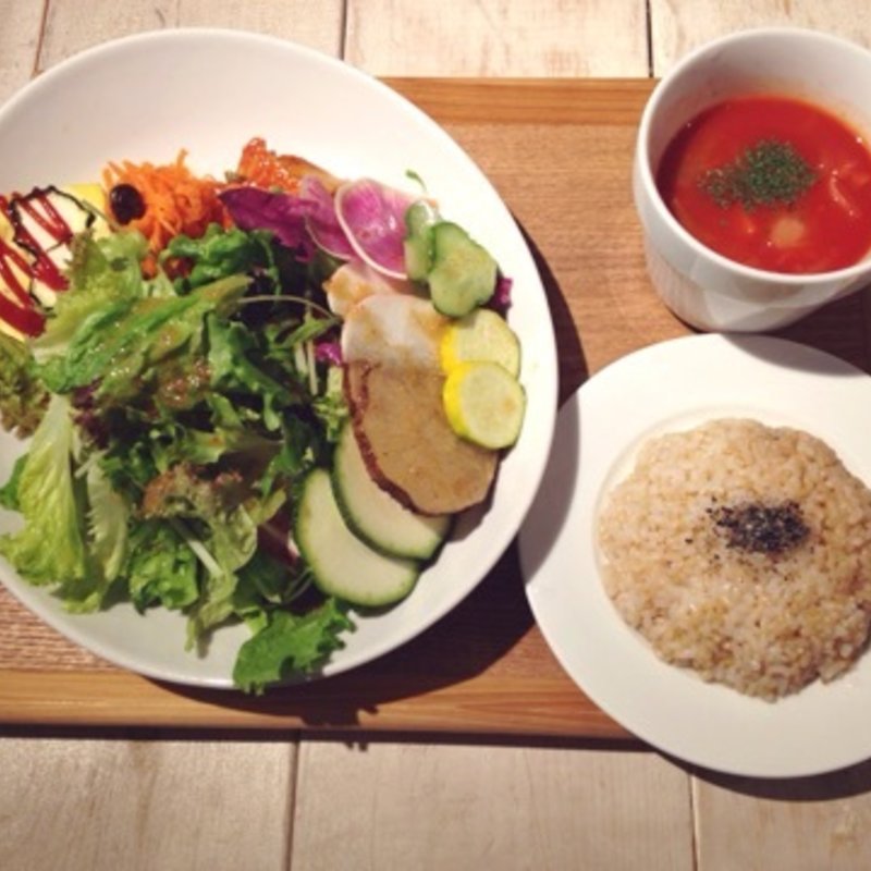 サラダ&デリランチ(アインソフ　ソア　池袋)