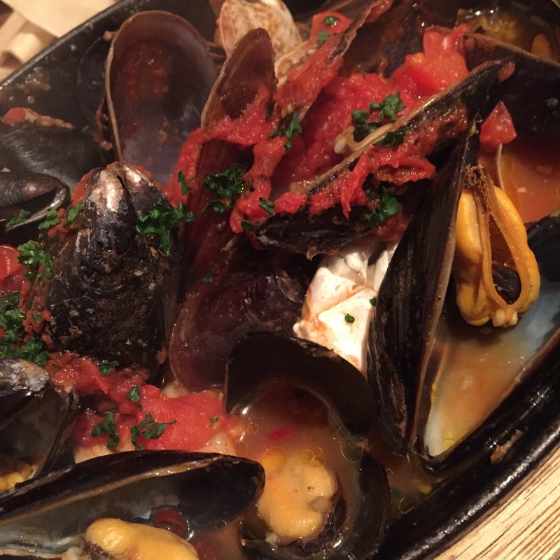 本日の魚介のブイヤベース(クイーン・オブ・チキンズ 新橋本店 （Queen of Chikens）)