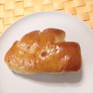 クリームパン(こんがり亭みずほ台店)